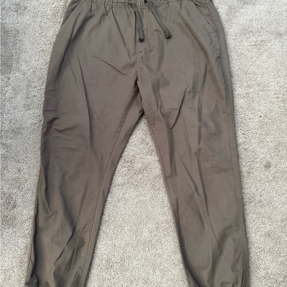 Old Navy Men's Olive Joggers